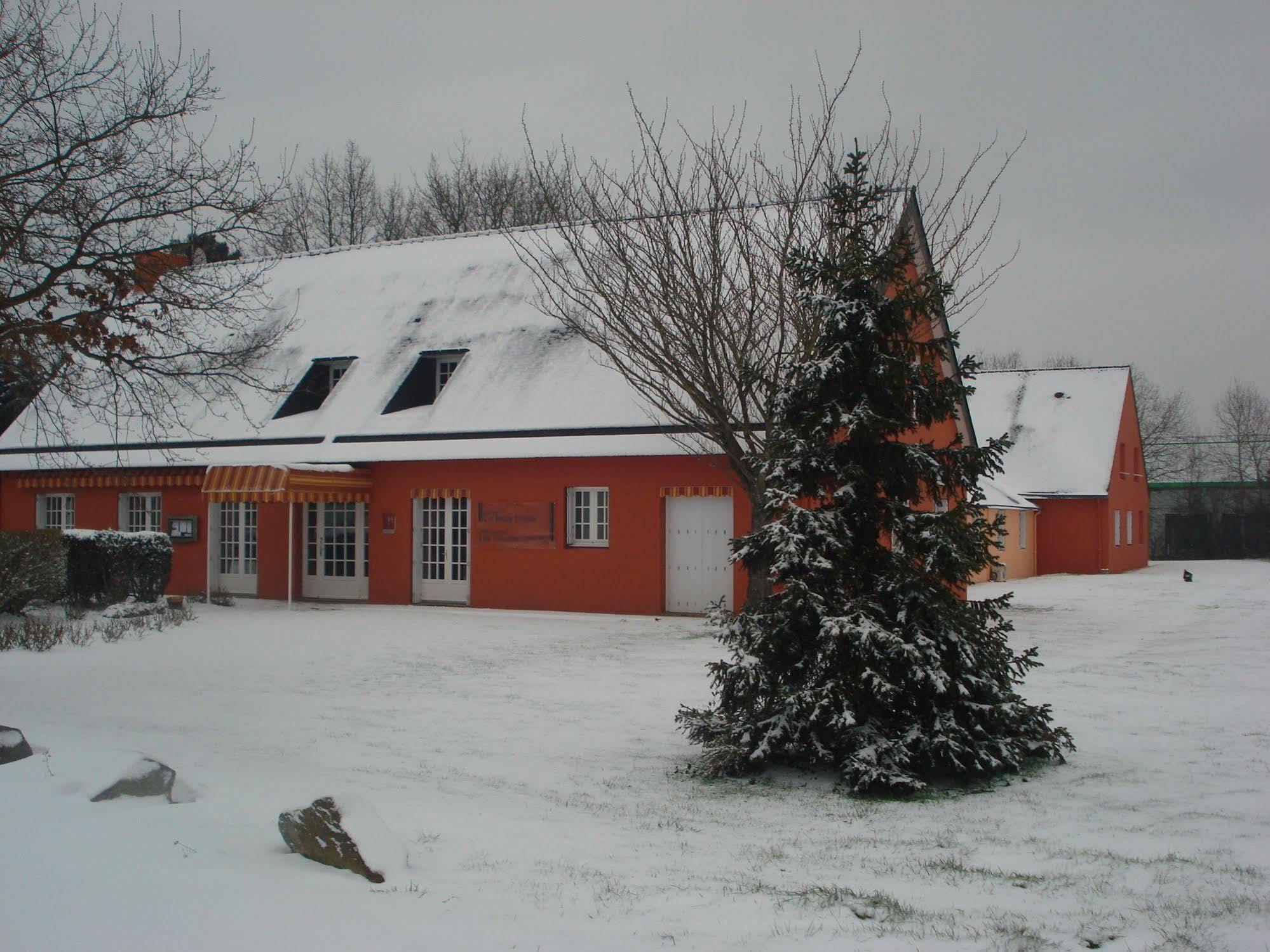 Hotel La Belle Etoile Thouaré-sur-Loire Buitenkant foto
